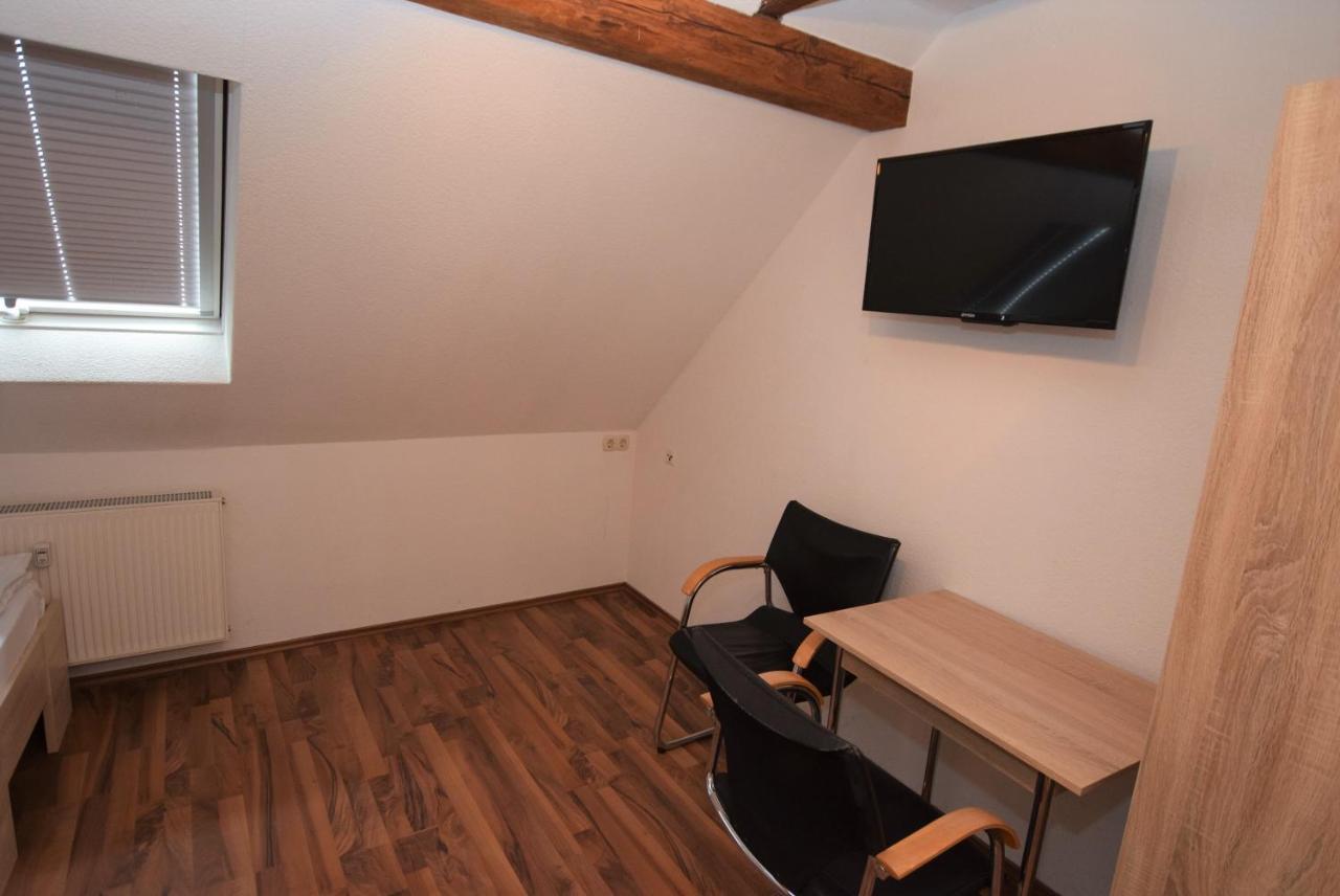 Nuertingen Zimmer المظهر الخارجي الصورة