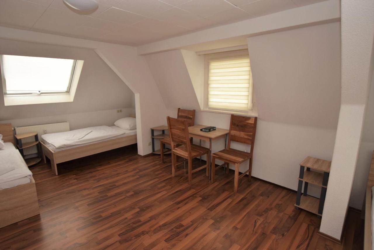 Nuertingen Zimmer المظهر الخارجي الصورة